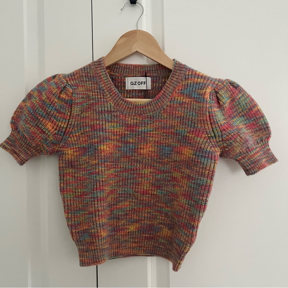 GZ Off Knitted Cropped Top